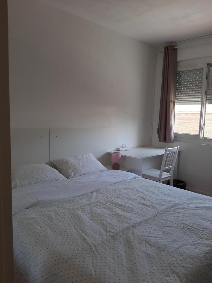 Ferienwohnung Pratique Et Calme Dans Centre De Evry Courcouronnes Exterior foto